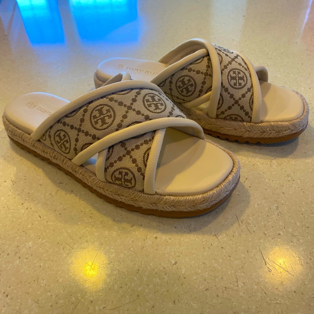 TORY BURCH WOMENS T MONOGRAM CRISSCROSS ESPADRILLE SLIDE SIZE 8.5